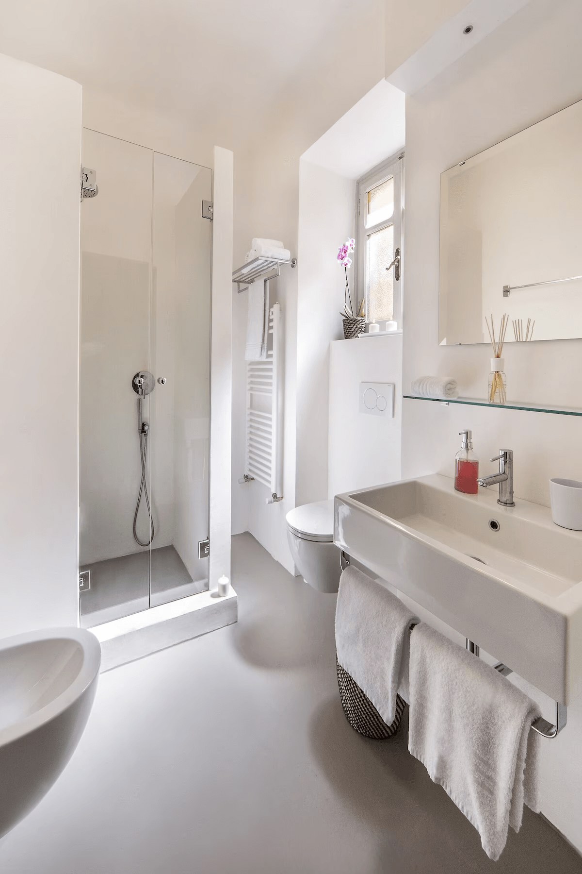Villa Benedetta Bathroom