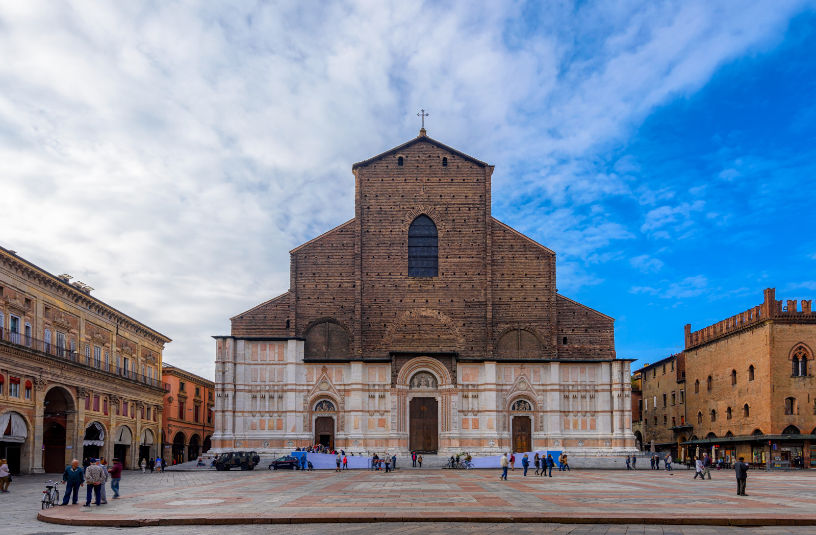 Front and exterior of the Basilica di San Petronio in Bologna, Italy