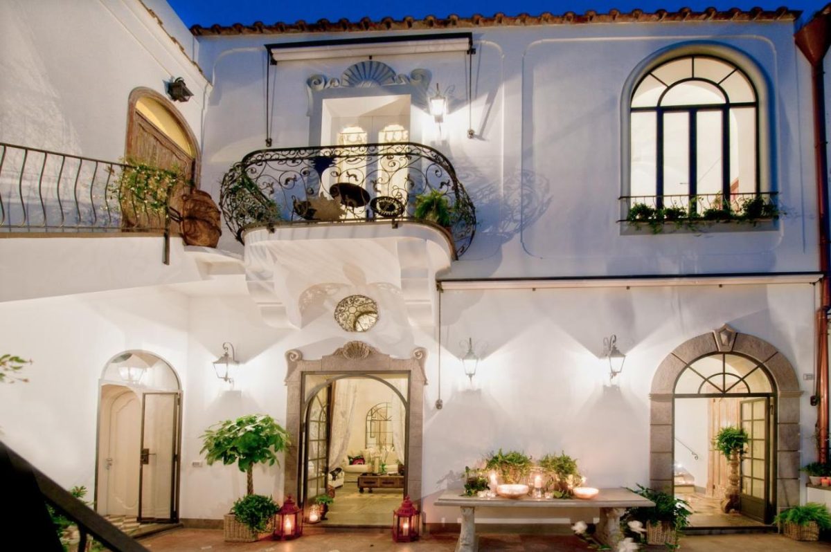 exterior of the Casa Buonocore in Positano, Italy