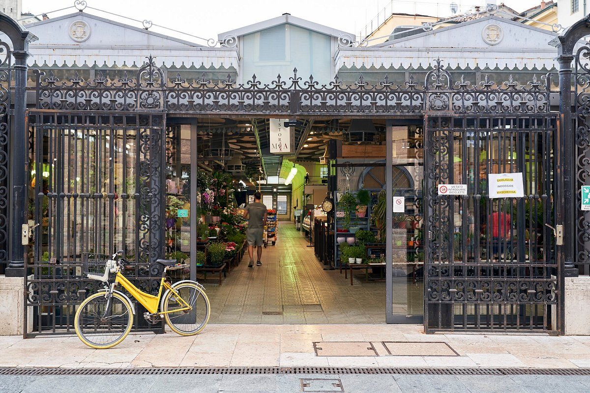 Front and entrance of the Mercato Albinelli, Modena, Italy