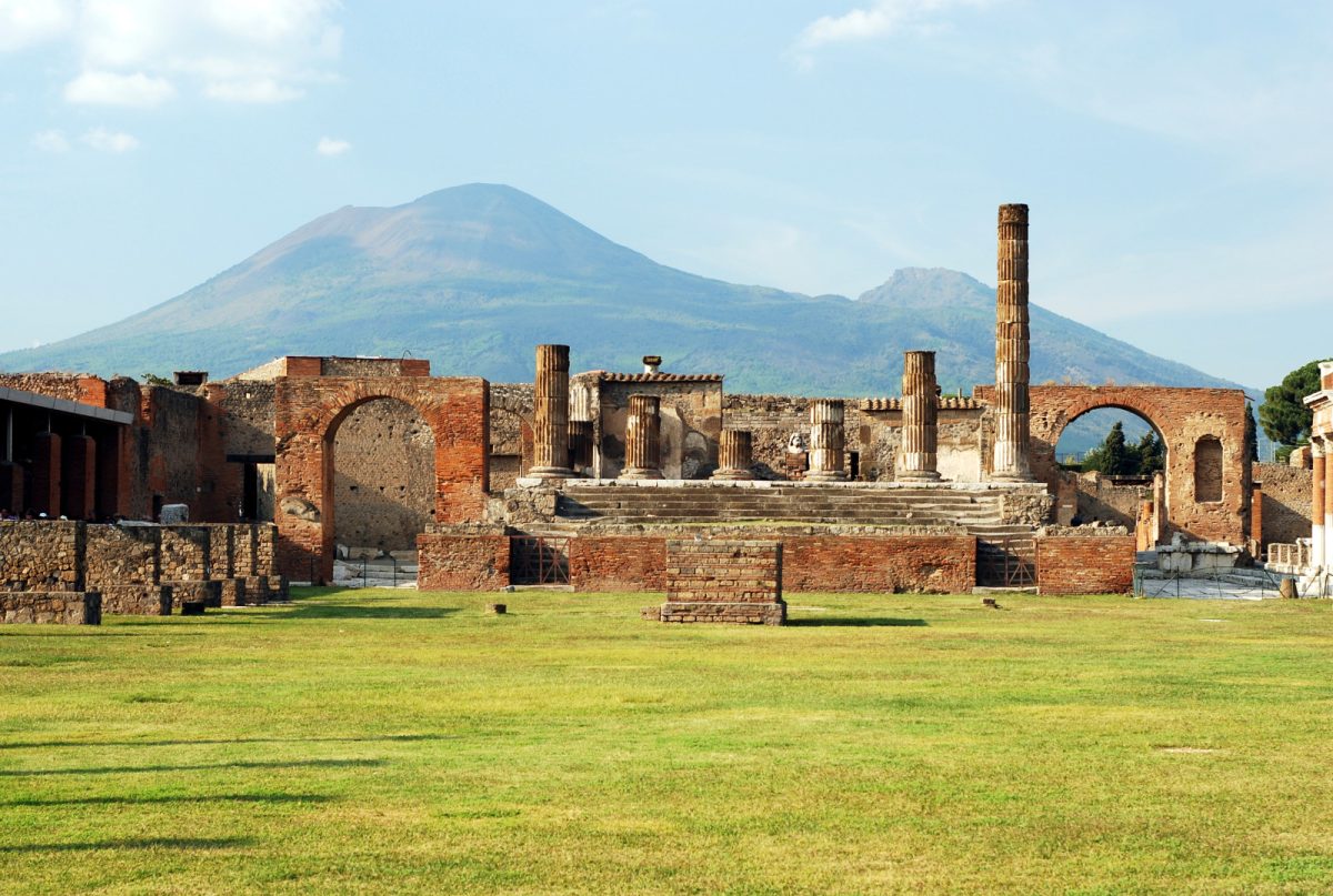 Pompei and the Mount Vesuvius view in the background