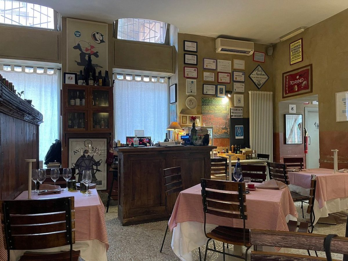 interior of the Ristorante Consorzio in Turin, Italy