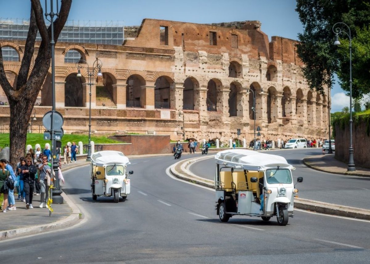 Private City Tour by Electric Tuk Tuk of Rome, Italy