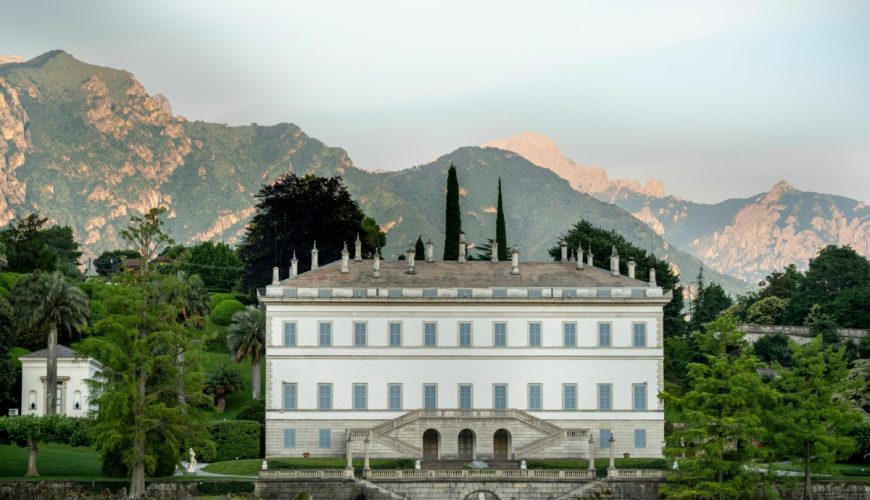 Front and exterior of Villa Melzi d'Eril in Bellagio, Italy